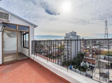 Departamento · 48m² · 3 Ambientes · Semipiso de 3 Ambientes en Piso Alto con Balcón y Vista Abierta - Dinamarca Al 1100