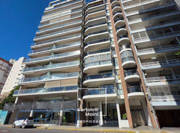 Departamento de 5 ambientes, Rosario · Venta | Brown 1633 | Piso Excl. 3 Dorm. + 2 Cocheras