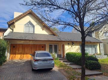 Casa de 6 ambientes, Córdoba · Casa 3 Dorm + Dep | Pileta y Guardia 24hs | Jardines del Jockey