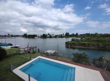 Casa · 225m² · 5 Ambientes · 2 Cocheras · Casa Al Río B° Canal - Villanueva