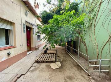 Bodega-Galpón · 196m² · 4 Ambientes · 2 Cocheras · Casa con Galpon Deposito - 236,28 m² - Excelente Ubicación - Prox Caba y Av