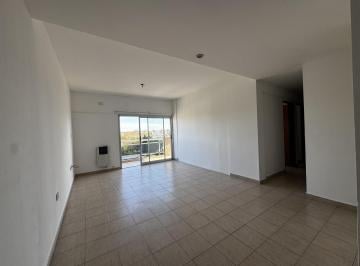 Departamento · 80m² · 3 Ambientes · 1 Cochera · Departamento en La Plata