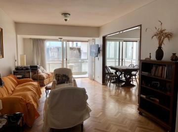 Departamento · 95m² · 3 Ambientes · 1 Cochera · 3 Ó 4 Ambientes con Dependencia y Cochera.