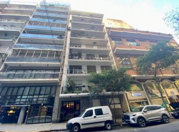 Departamento · 107m² · 5 Ambientes · Consultorio en Reo;eta. 100 m²