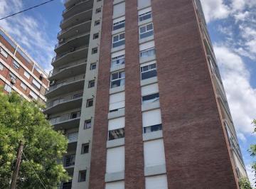 Departamento · 100m² · 4 Ambientes · 1 Cochera · Departamento Alquiler - Martínez Centro