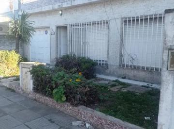 Casa de 4 ambientes, Morón · Casa con Lote Propio