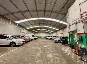 Garage · 570m² · Venta Galpón - Centro Logístico Estratégico en Caba – 500 m² con Salida Inmediata a Autopista