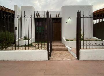 Casa de 7 ambientes, Villa Nueva · Vendo Casa en B° Unimev