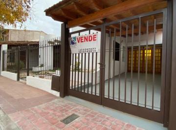 Casa de 7 ambientes, Villa Nueva · Venta Casa en B° Unimev