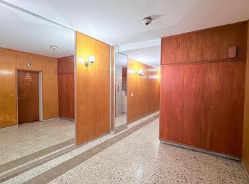 Departamento · 34m² · 2 Ambientes · Venta Departamento un Dormitorio Cocina Separada Ascensor Frente Ros Tower. Parque de España