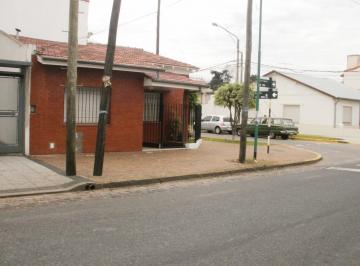 Casa · 124m² · 4 Ambientes · 1 Cochera · Olivos en Alquiler, Ugarte Al 2500, Olivos, Vicente López