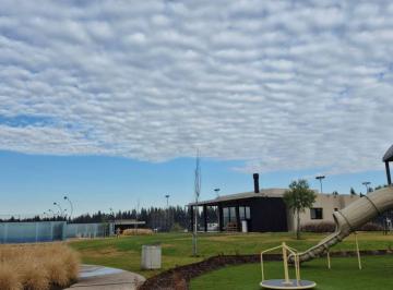 Terreno en Venta  Tristán Suárez · Hermoso Lote con Fondo a La Laguna en Las Victoria Canning