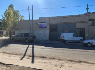 Bodega-Galpón de 4 ambientes, Almirante Brown · Deposito con Oficinas y Local en Alquiler