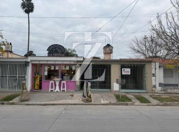 Casa de 14 ambientes, Salta · Casa + Local Comercial en B° San Remo
