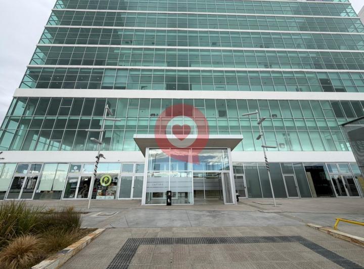 Oficina comercial · 241m² · 1 Ambiente · 10 Cocheras