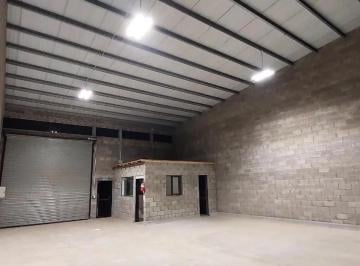 Bodega-Galpón · 150m² · Excelente Galpon en Alquiler en Zelaya