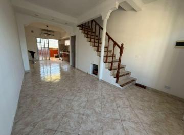 Casa de 3 ambientes, La Matanza · Duplex 3 Amb + Altillo Playroom | Cochera | Patio con Lavadero - Ramos Mejía