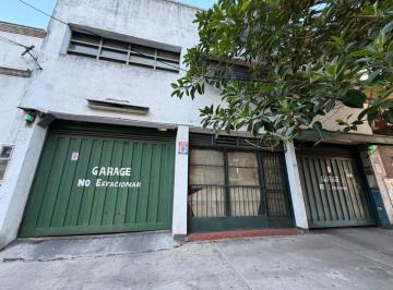 Garage , Avellaneda · Cochera Techada Cercana a Torres de Prefectura