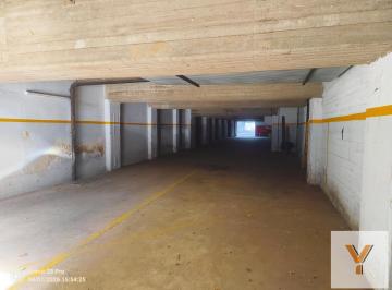 Garage · 300m² · Cocheras en Alquiler - 39ufs - Monte Castro