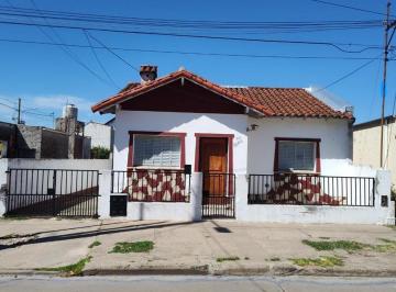 Casa · 89m² · 4 Ambientes · 3 Cocheras · Venta Casa 4 Amb en Barrio San Bernardo Lujan