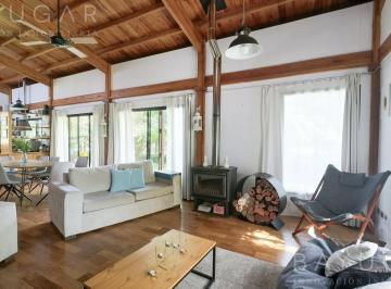 Casa · 252m² · 6 Ambientes · 4 Cocheras · Venta - Casa en Barrio Privado Cube - Escobar
