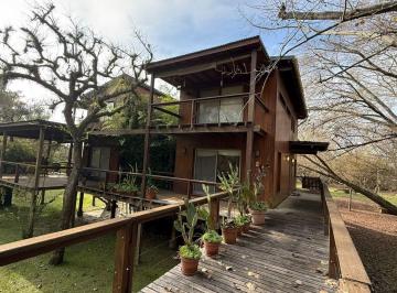 Casa · 200m² · 5 Ambientes · Río Capitán, 1ra Sección a m del Paraná, Casa de Categoría, 200 m², 4 Dorm., Lote 5800 m² Tigre