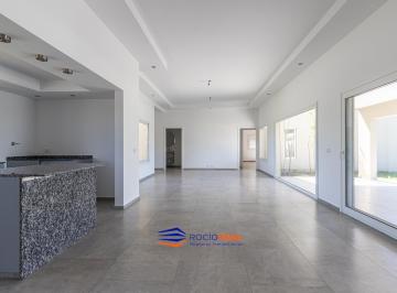 Casa · 215m² · 5 Ambientes · 3 Cocheras · Casa en Venta en Barrio Haras San Pablo, General Rodriguez