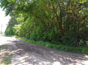 Terreno · 6243m² · Interesante Fracción de 6.200 m² Ubicada Sobre La Calle Manf