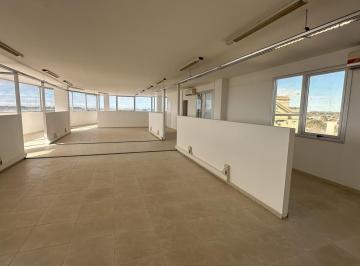Oficina comercial · 210m² · Venta Oficina en Dolores 200 m² Luminoso