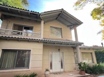 Casa · 145m² · 7 Ambientes · 1 Cochera · Venta/permuta Casa 4 Dorm. Ger - 440 m² Parque