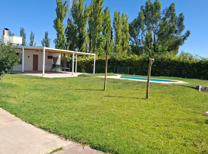 Casa · 220m² · 5 Ambientes