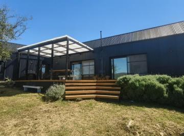 Casa · 142m² · 5 Ambientes · 2 Cocheras · Casa Ubicada en El Barrio Tierras del Sauce - Villa General Belgrano