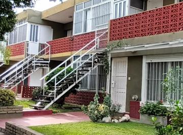 Departamento · 62m² · 3 Ambientes · 1 Cochera · Alquiler Anual Departamento 2 Dorm. Balcón Patio Piscina Barrio Santa Rita Carlos Paz