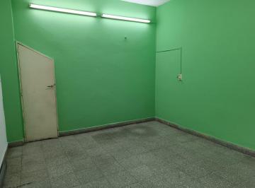 Local comercial Alquiler 17m²  · Local 3x5 Cerca Av
