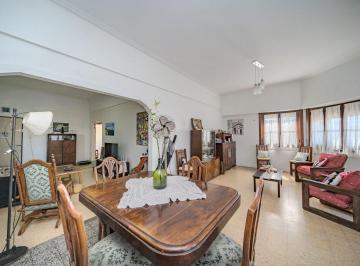Departamento · 81m² · 3 Ambientes · Venta PH 3 Amb C/patio - Caseros - Apto Credito