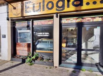 Local comercial · 44m² · Local en Oportunidad! Inmejorable Ubicación! Mar de Ajo!