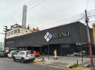 Local comercial · 471m² · Alquiler Local Galpon Avda Marquez Martin Coronado