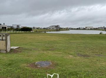 Terreno , San Vicente · Lote en Barrio “santa Clara Al Sur” - a La Laguna - Lote:331 m²