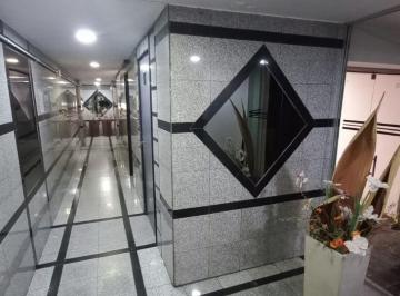 Departamento de 6 ambientes, Córdoba · Semipiso Sobre Dean Funes - Imperdible!