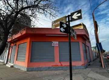 Local comercial , Cipolletti · Local Comercial en Alquiler 120 m²