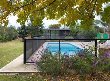 PATIO PILETA · Casa en Venta Sobre La E53, Unquillo Prox. Talar de Mendiolaza