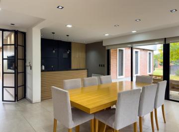 ASADOR EN COMEDOR · Casa en Venta Sobre La E53, Unquillo Prox. Talar de Mendiolaza