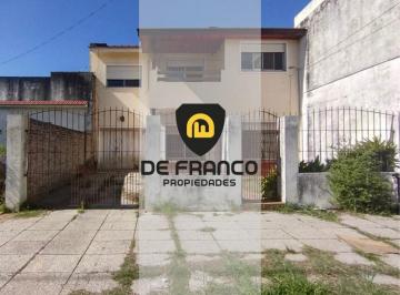 Casa · 125m² · 5 Ambientes · 1 Cochera · Casa en Jose Clemente Paz