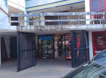 Local comercial , Lanús · Alquiler Local Comercial a m de La Estacion Lanus