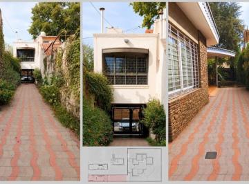 Casa · 200m² · 6 Ambientes · 2 Cocheras · Casa en Quinta Sección