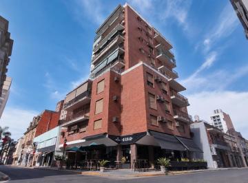 Departamento de 7 ambientes, Ciudad de Santa Fe · Piso Único en Venta de 3 Dorm. con Gran Balcón - Terraza y Cochera