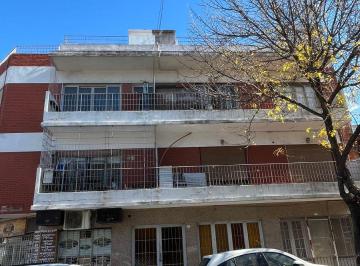 Departamento de 5 ambientes, Parque Chacabuco · Oportunidad 5 Amb, Quincho, Parrilla, Terraza y Cochera Cubierta Para Dos Autos