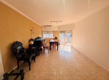 Departamento de 3 ambientes, Morón · Hermoso Departamento Amueblado de 3 Ambientes con Cochera en Morón