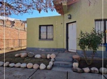 Casa de 3 ambientes, Tunuyán · Casa en Venta C/ Cochera en Tunuyán