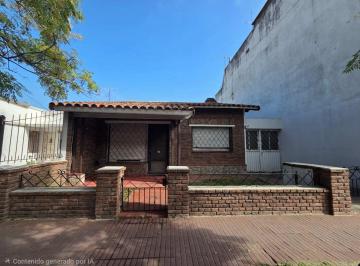 Casa · 125m² · 4 Ambientes · 1 Cochera · Venta Casa 4 Ambientes con Cochera en Ezpeleta